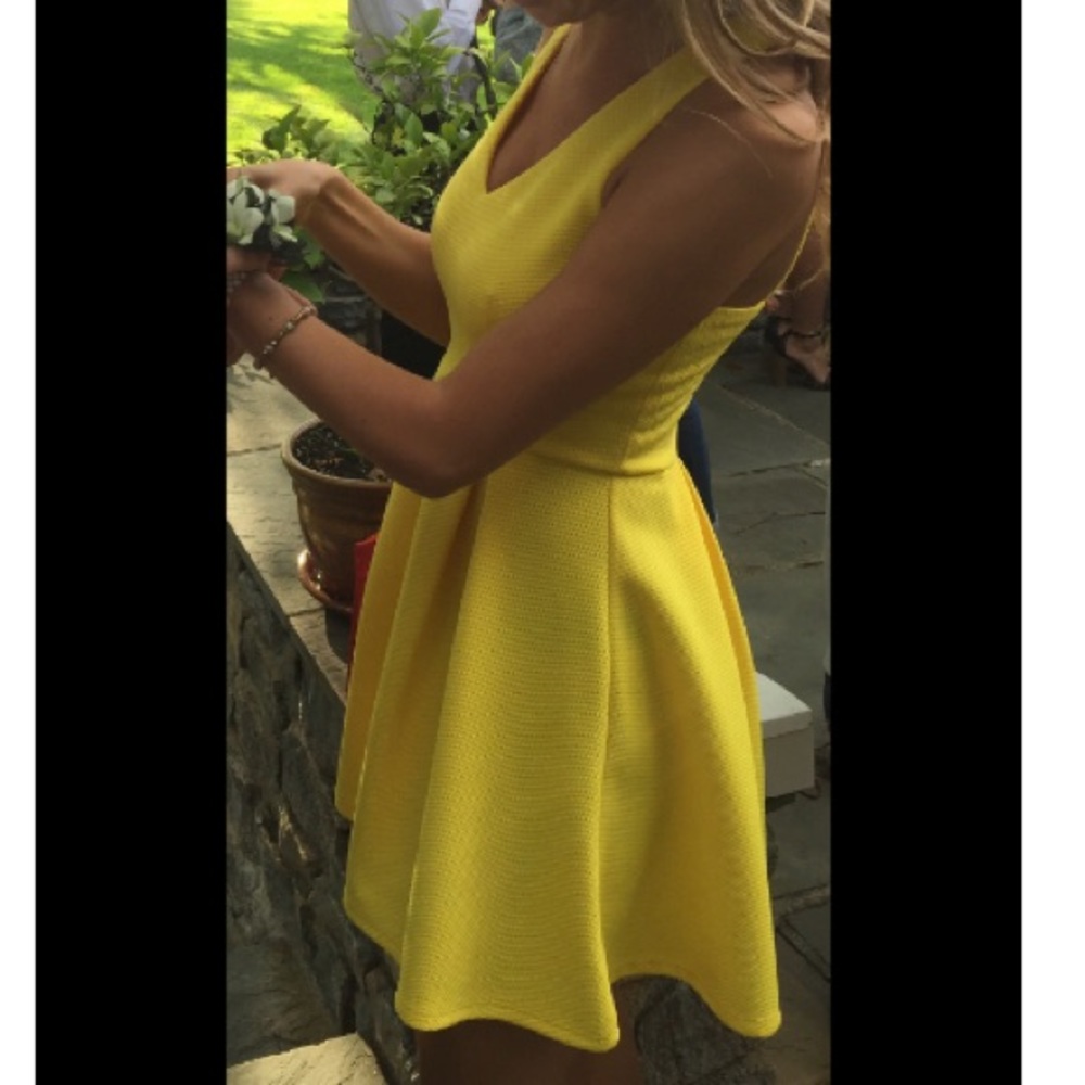 Like New Yellow Homecoming Dress